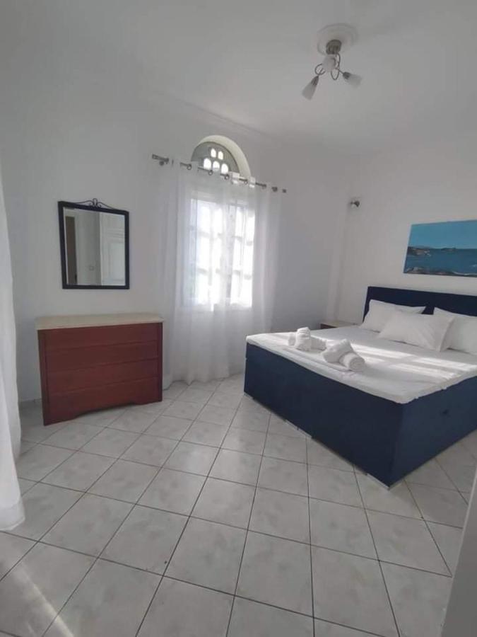 Xristiana'S House Apartment Тинос Екстериор снимка